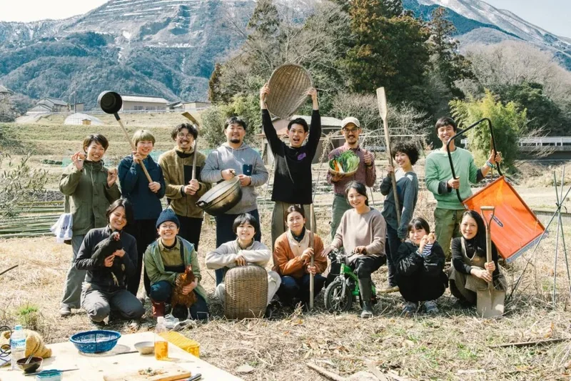 松风团队与营地合影