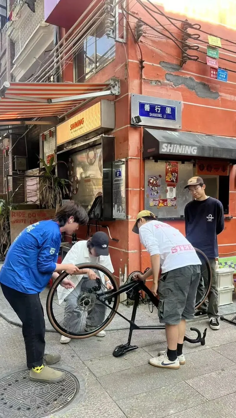 街头与自行车