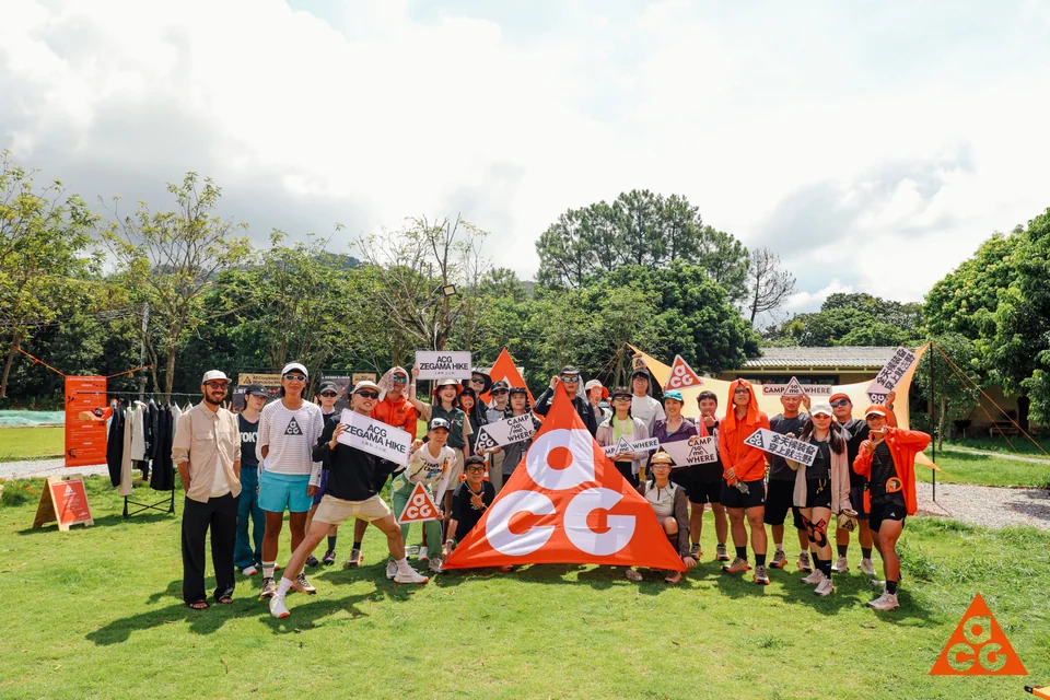ACG 与 CAMPsomeWHERE 户外社群活动合影
