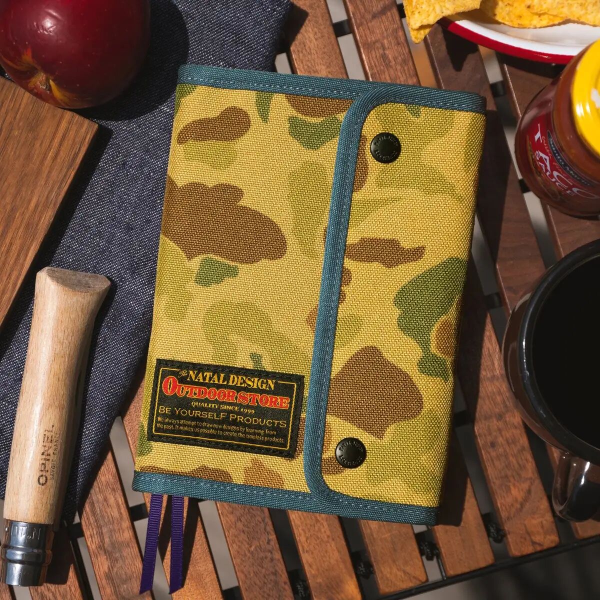 NATAL Camo 图案的 Hobonichi A6 手帐封套